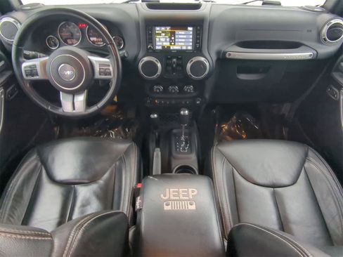Certified 2016 Jeep Wrangler Unlimited Rubicon image 23
