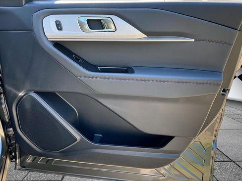 New 2026 Ford Explorer Active AWD/4WD image 29