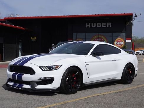 Used 2017 Ford Mustang Shelby GT350 image 1
