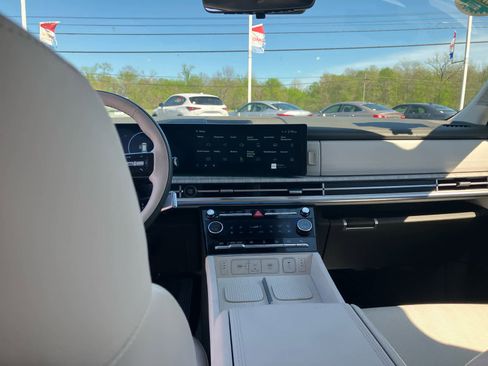 Used 2025 Hyundai Santa Fe Calligraphy image 37