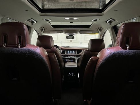 Certified 2018 Buick Enclave Avenir w/ Avenir Technology Package AWD/4WD image 48