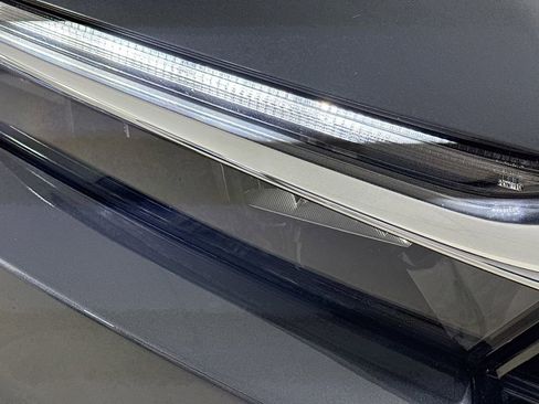 Used 2025 Honda CR-V EX-L image 40