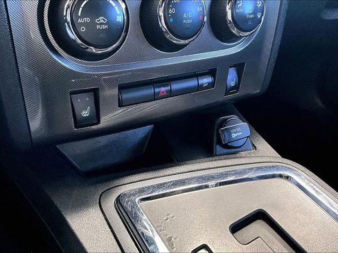 Used 2013 Dodge Challenger SXT Plus image 32