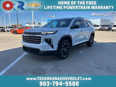 Used 2025 Chevrolet Traverse LT w/ Sun and Wheel Package