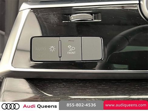 Used 2023 Audi Q8 Premium Plus w/ Premium Plus Package image 21