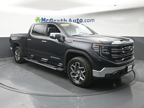Used 2025 GMC Sierra 1500 SLT w/ SLT Premium Plus Package AWD/4WD image 2