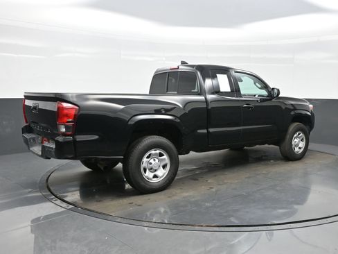 Used 2023 Toyota Tacoma SR w/ SR Convenience Package image 6