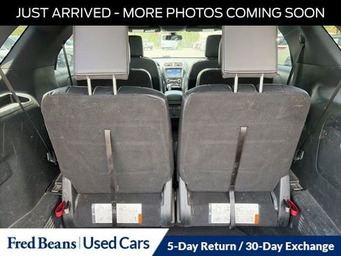 Used 2019 Ford Explorer XLT w/ Equipment Group 202A AWD/4WD image 16