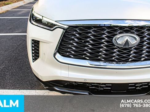 Used 2025 INFINITI QX60 Sensory w/ Vision Package AWD/4WD image 12