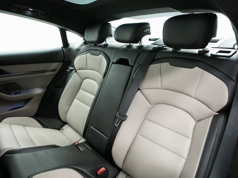 Certified 2025 Porsche Taycan image 30