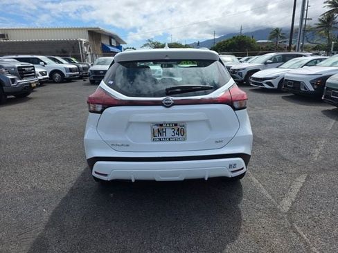 Used 2024 Nissan Kicks SR image 6
