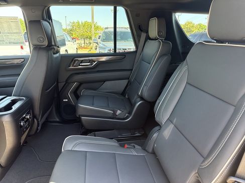 New 2026 GMC Yukon Elevation w/ Elevation Premium Package AWD/4WD image 6