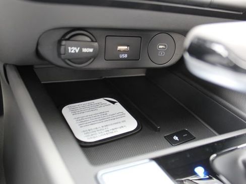 New 2026 Hyundai Elantra SEL Sport Premium FWD image 23