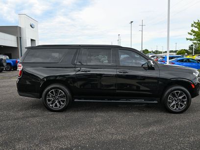 Used 2021 Chevrolet Suburban Z71 w/ Z71 Signature Package
