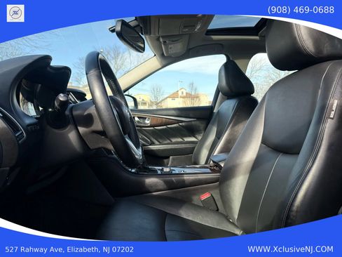 Used 2018 INFINITI Q50 Luxe w/ Essential Package (3.0T Luxe) image 8