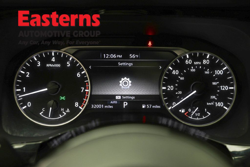 Used 2023 Nissan Pathfinder SV w/ SV Premium Package AWD/4WD image 20