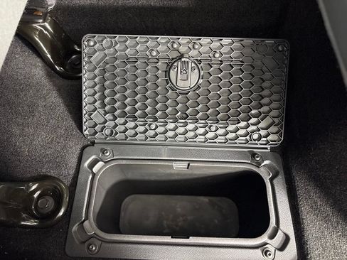 Used 2017 RAM 2500 Tradesman w/ Chrome Appearance Group AWD/4WD image 46