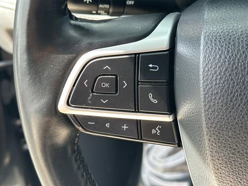 Used 2023 Toyota Highlander Limited image 15