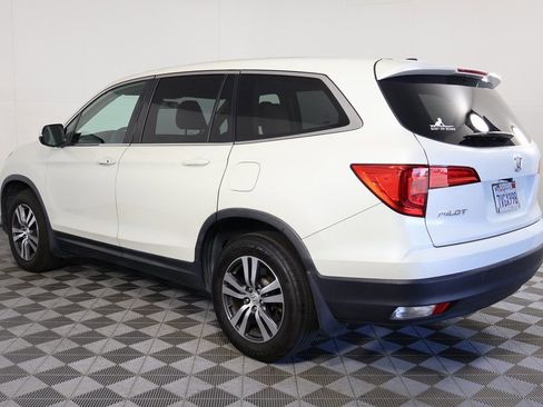 Used 2016 Honda Pilot EX image 4