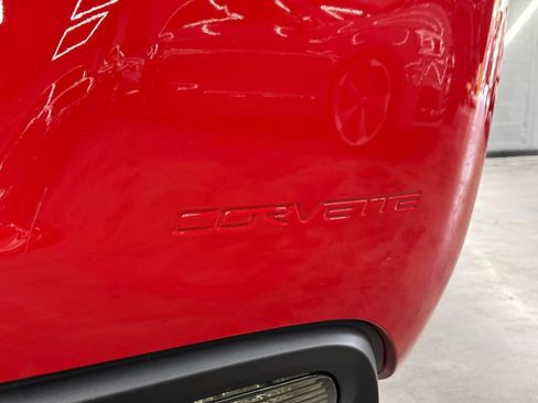 Used 2007 Chevrolet Corvette Coupe w/ Preferred Equipment Group RWD image 27