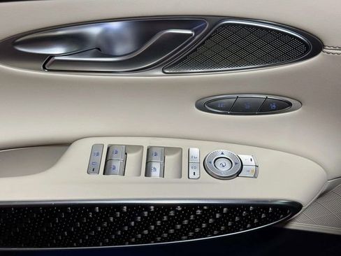 Used 2025 Genesis GV70 3.5T Sport w/ Sport Prestige Package image 20