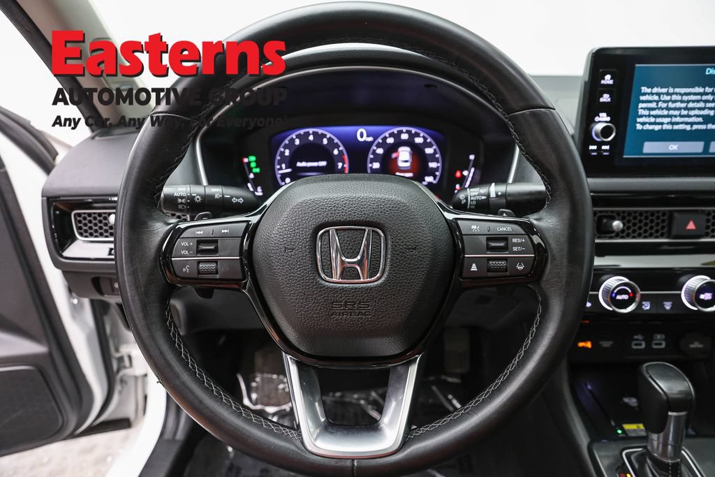 Used 2022 Honda Civic Touring image 11