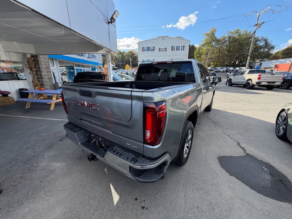 Used 2025 GMC Sierra 1500 SLT AWD/4WD image 5