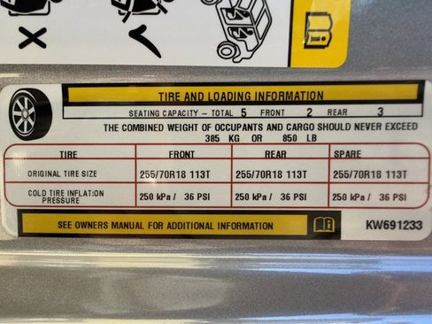 Used 2019 Jeep Wrangler Unlimited Sahara w/ Cold Weather Group image 64