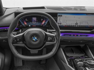 New 2026 BMW 540i xDrive w/ M Sport Package video 4
