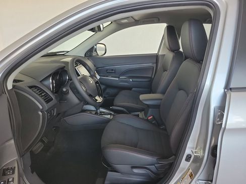 New 2025 Mitsubishi Outlander Sport SE image 12