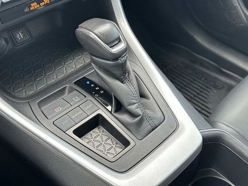 Used 2024 Toyota RAV4 XLE Premium FWD image 32
