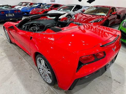 Used 2018 Chevrolet Corvette Stingray Convertible w/ 3LT Preferred Equipment Group RWD image 4