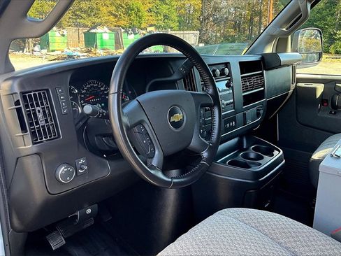 Certified 2022 Chevrolet Express 2500 w/ Driver Convenience Package image 13