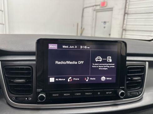 Used 2023 Kia Rio LX FWD image 18
