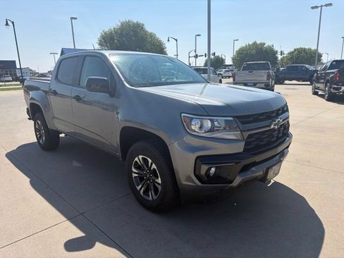 Used 2022 Chevrolet Colorado Z71 RWD image 1