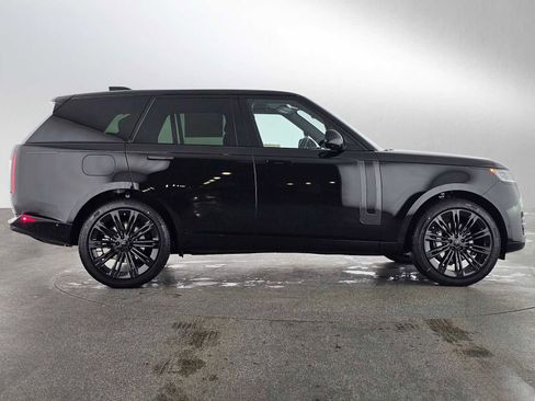 New 2026 Land Rover Range Rover SE image 6