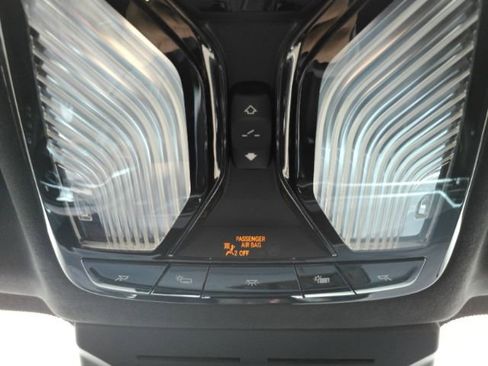 Used 2023 BMW X7 xDrive40i w/ M Sport Package AWD/4WD image 70