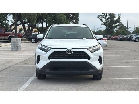 Certified 2025 Toyota RAV4 XLE AWD/4WD image 2
