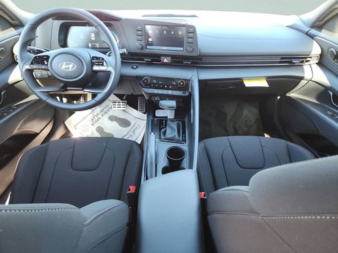 New 2026 Hyundai Elantra Sport image 7