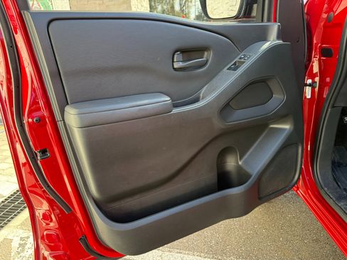 Used 2022 Nissan Frontier S w/ Technology Package image 22