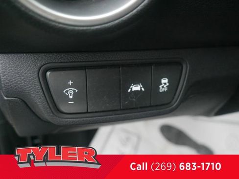 Used 2021 Kia Forte LXS image 22