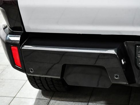 Used 2024 GMC Hummer EV 3X image 89