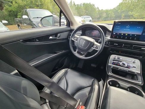 Used 2021 Lincoln Nautilus AWD w/ Equipment Group 101A image 7