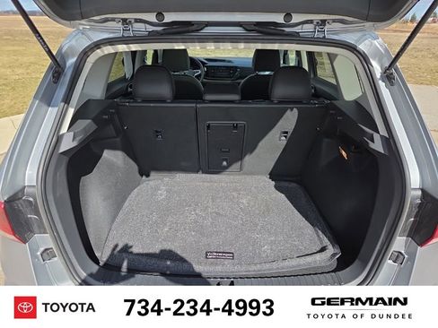 Used 2022 Volkswagen Taos SEL w/ Panoramic Sunroof Package image 20