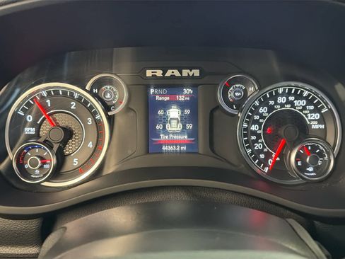 Used 2024 RAM 2500 Big Horn image 35