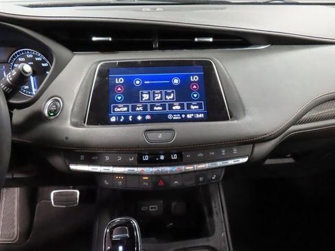 Certified 2023 Cadillac XT4 Sport FWD image 26