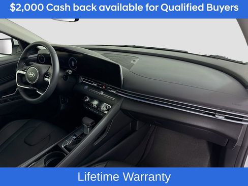 New 2026 Hyundai Elantra Limited image 31