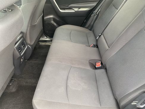 Certified 2025 Toyota RAV4 LE FWD image 21