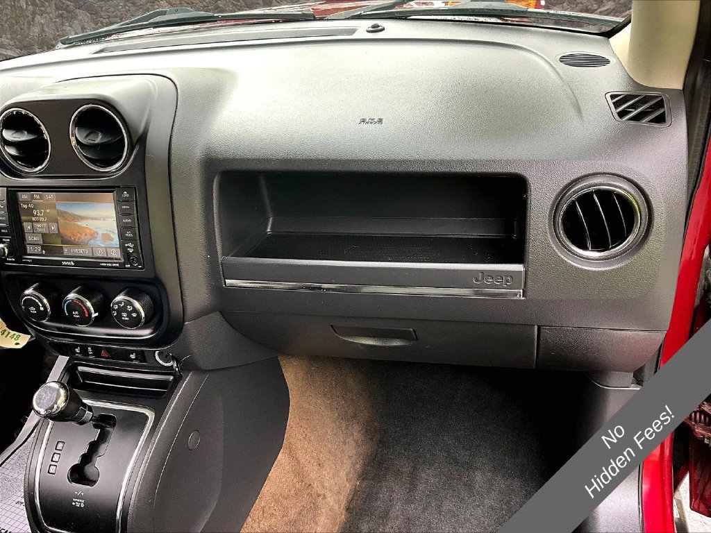Used 2017 Jeep Patriot High Altitude AWD/4WD image 14