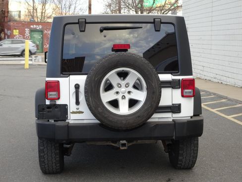 Used 2016 Jeep Wrangler Unlimited Sport w/ Quick Order Package 24S AWD/4WD image 6